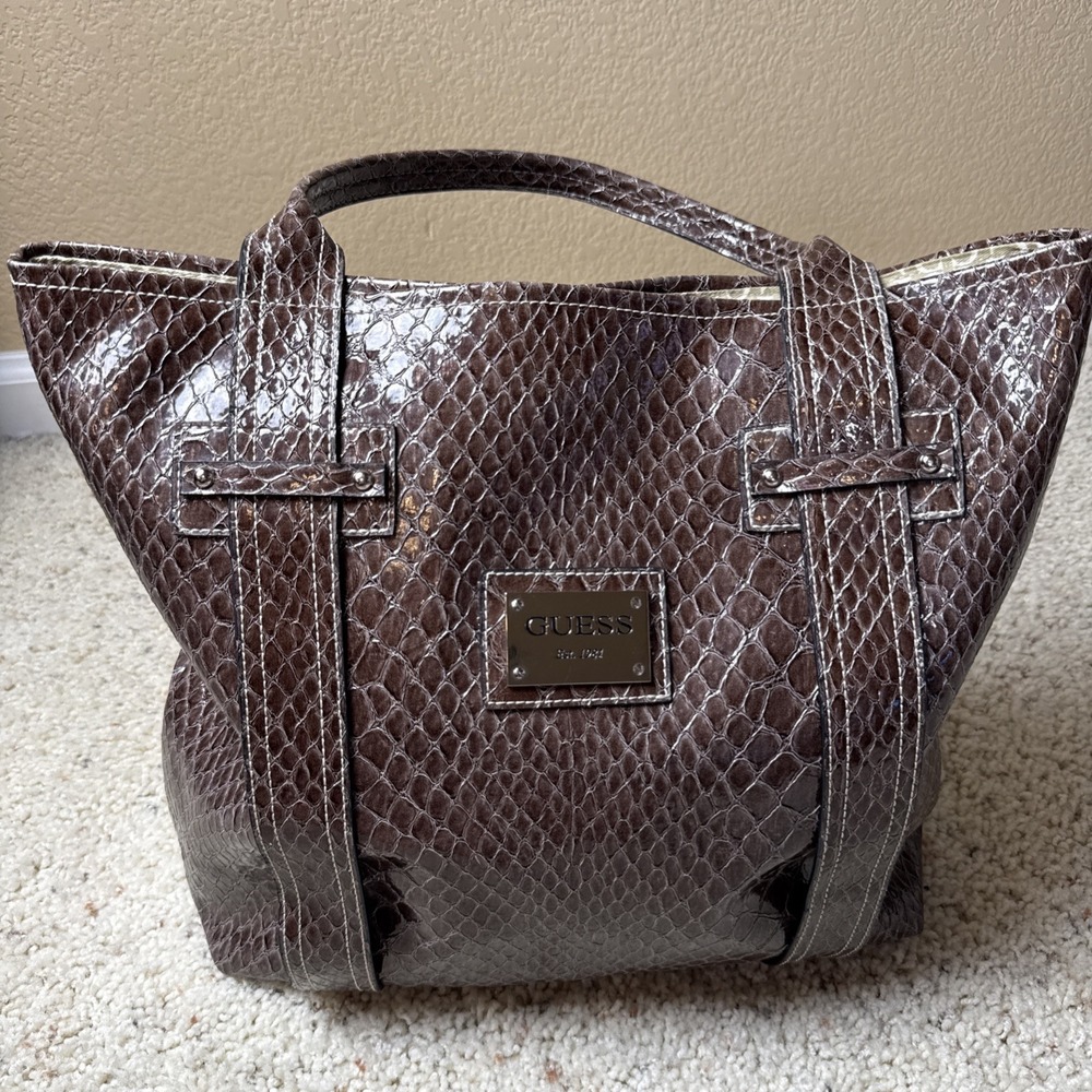 GUESS Large Faux Crocodile Alligator Brown Satchel Bag Purse‎ Snake Multi Pocket